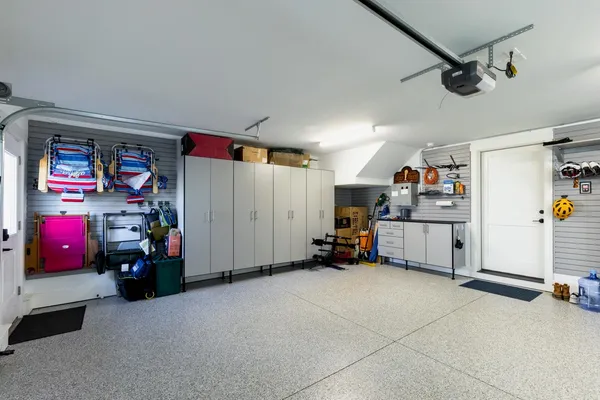 $2,249,000 | 36 Little Bay Drive, Dover, NH 03820