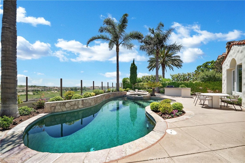 16 Faenza Newport Coast, CA 92657 - Photo 4 of 54