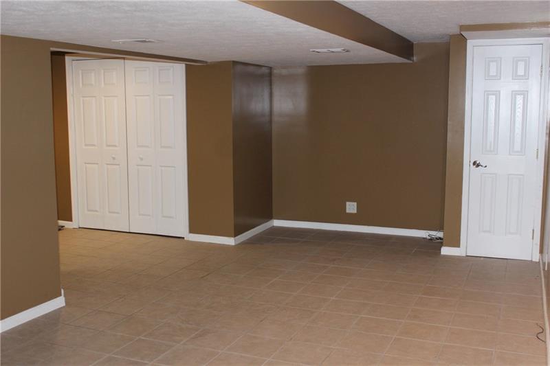 281 West Bruceton Road Pittsburgh, PA 15236 - Photo 14 of 22 Gallery Image 14