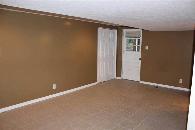281 West Bruceton Road Pittsburgh, PA 15236 - Photo 15 of 22 Gallery Image 15