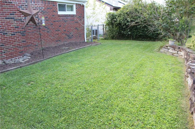 281 West Bruceton Road Pittsburgh, PA 15236 - Photo 21 of 22 Gallery Image 21