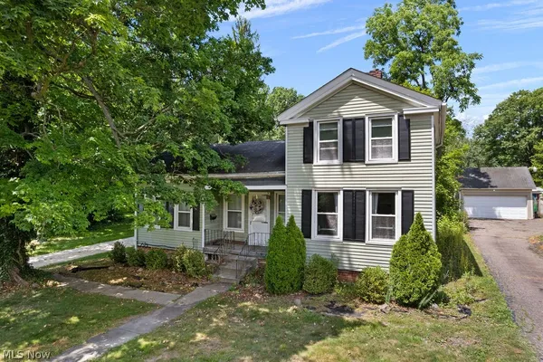 $384,900 | 547 East Main Street, Ravenna, OH 44266