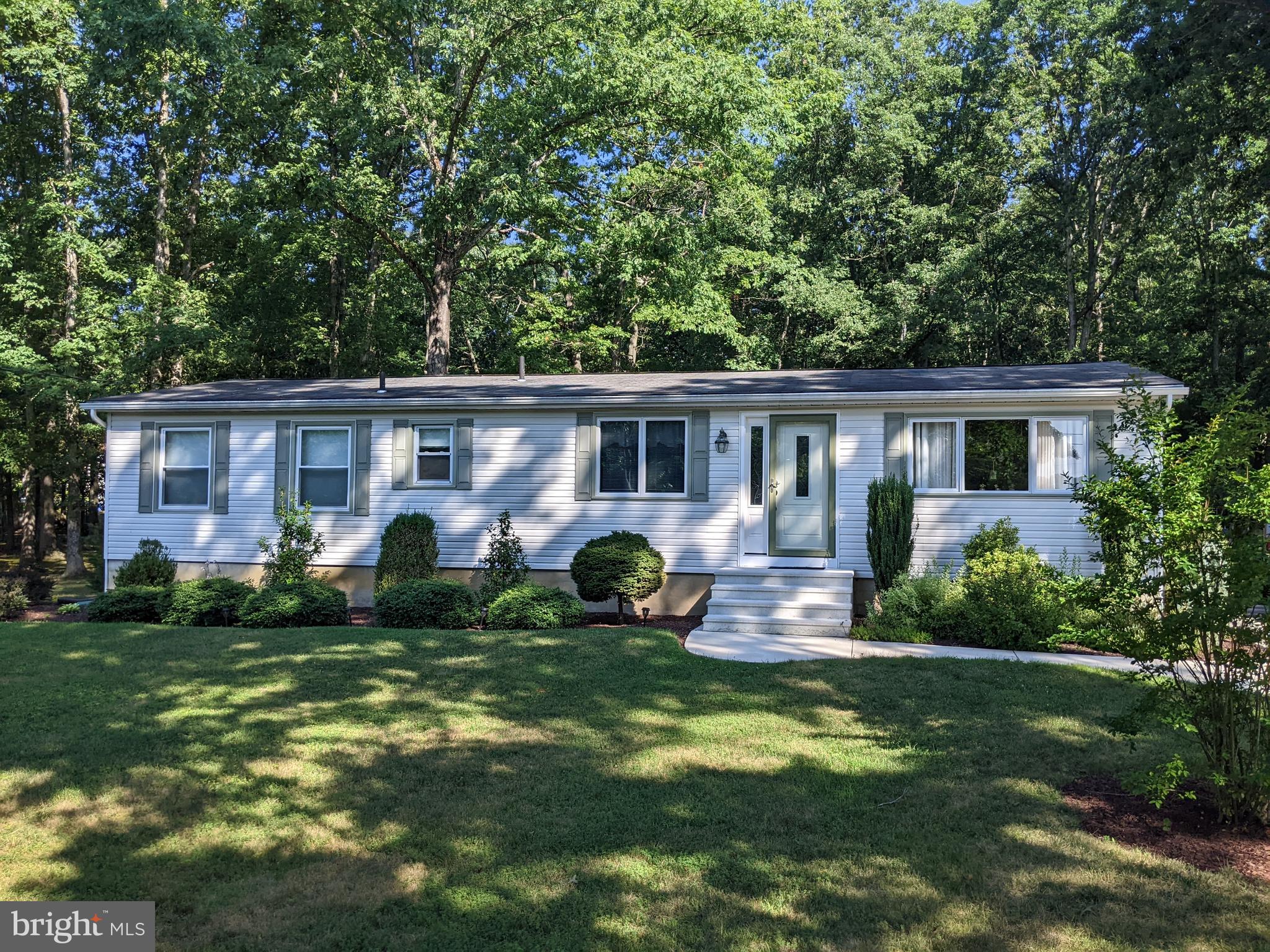 4196 Lake Road Newfield, NJ 08344 - Photo 1 of 34