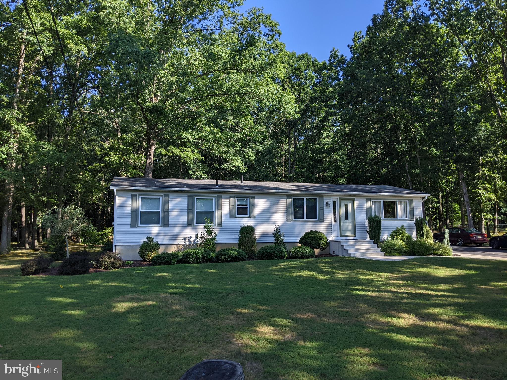 4196 Lake Road Newfield, NJ 08344 - Photo 3 of 34