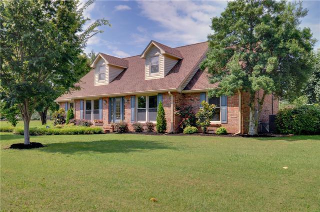 1746 Rigsby Avenue Murfreesboro, TN 37129 - Photo 2 of 20 Gallery Image 2