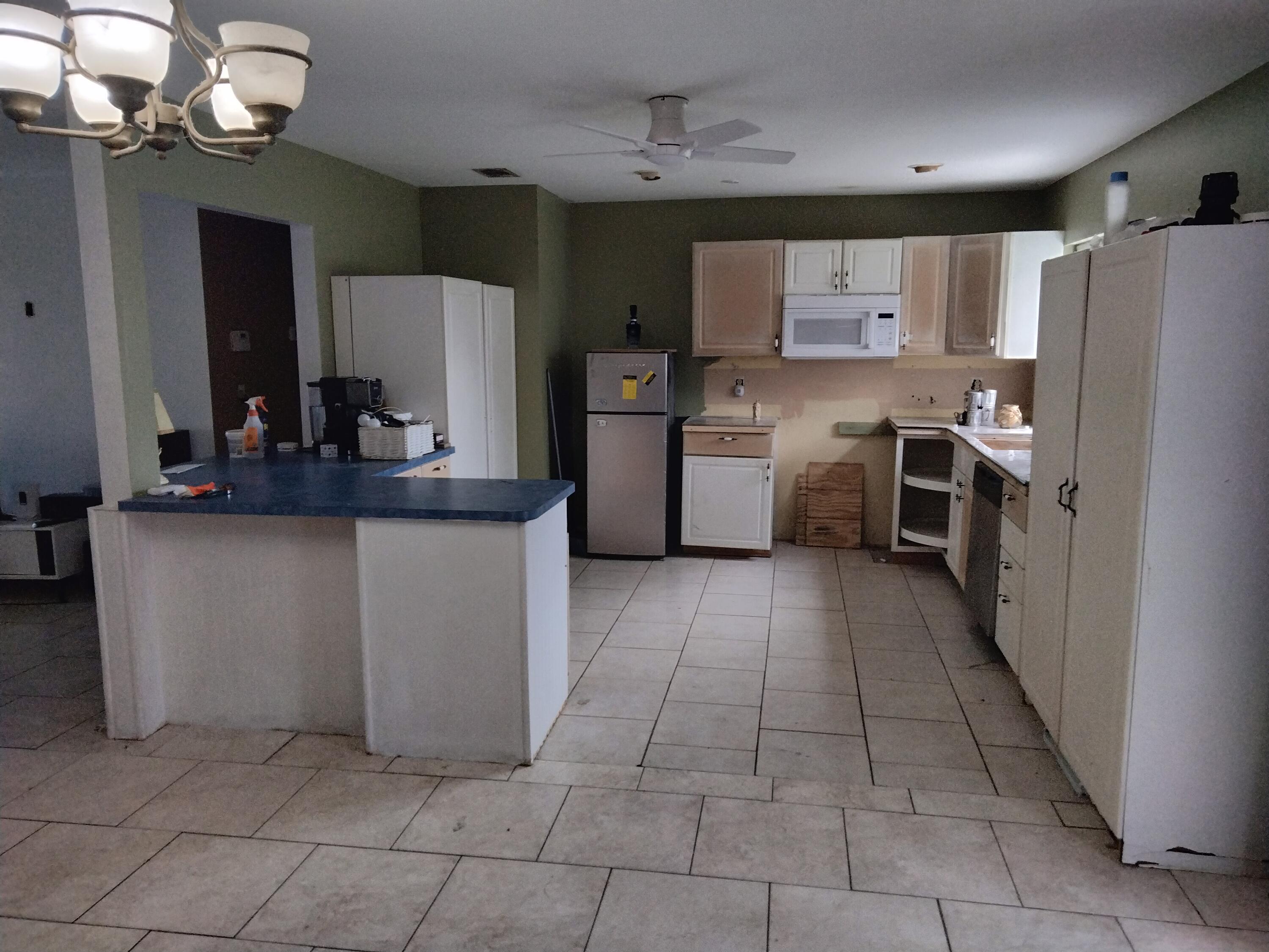 2342 Southeast Midtown Road Port St. Lucie, FL 34952 - Photo 9 of 12 Midtown Kitchen