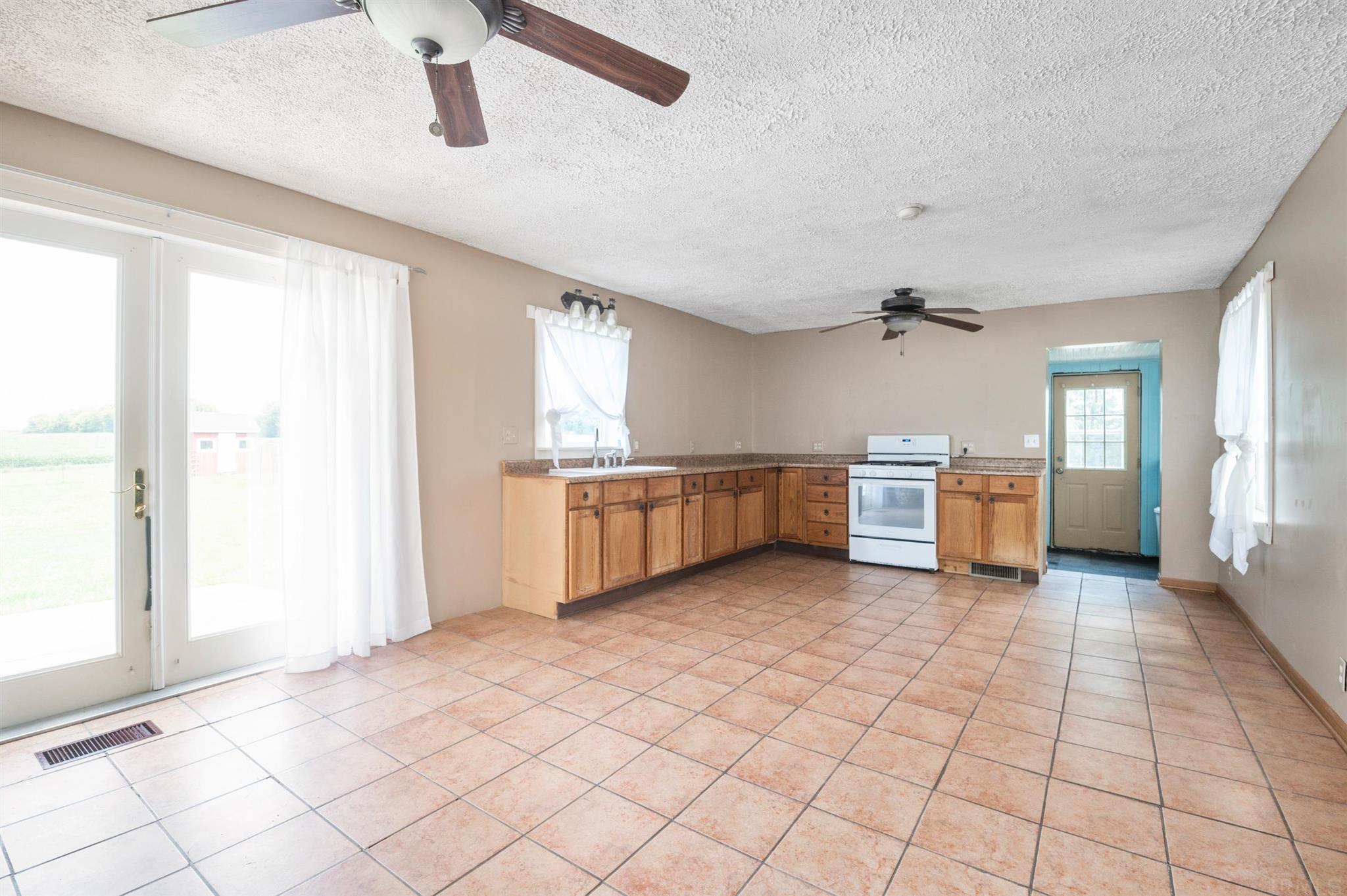 6535 South 500 West Modoc, IN 47358 - Photo 7 of 17 Gallery Image 7