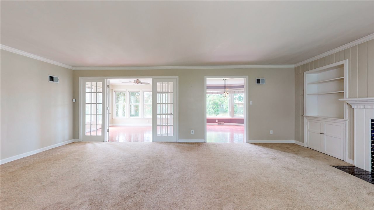 526 West Ridgemont Road Peoria, IL 61614 - Photo 22 of 35 Gallery Image 22