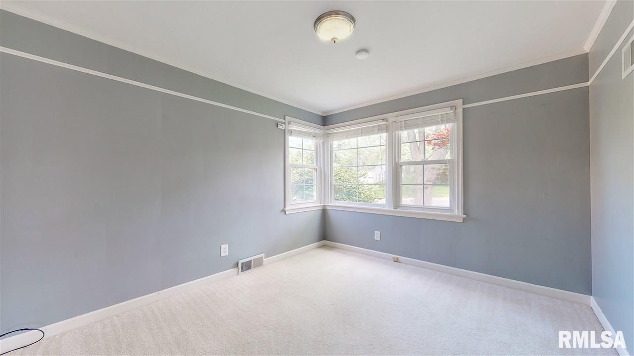 526 West Ridgemont Road Peoria, IL 61614 - Photo 30 of 35 Gallery Image 30