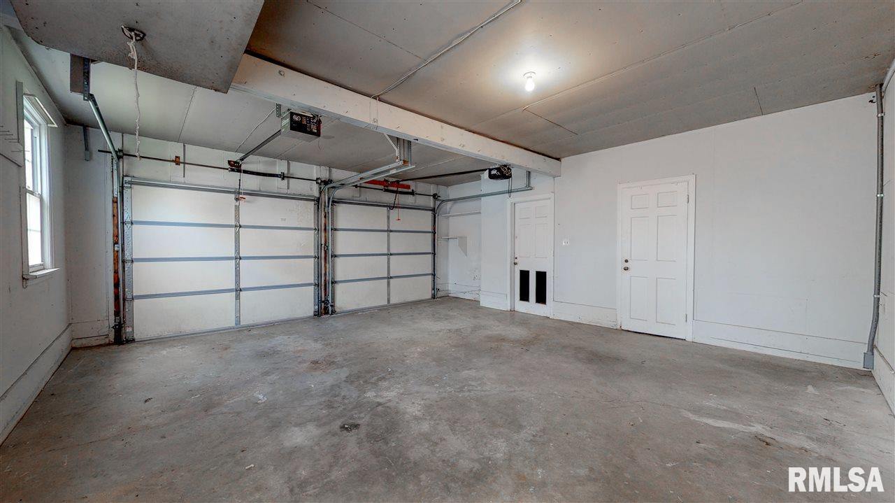 526 West Ridgemont Road Peoria, IL 61614 - Photo 31 of 35 Gallery Image 31