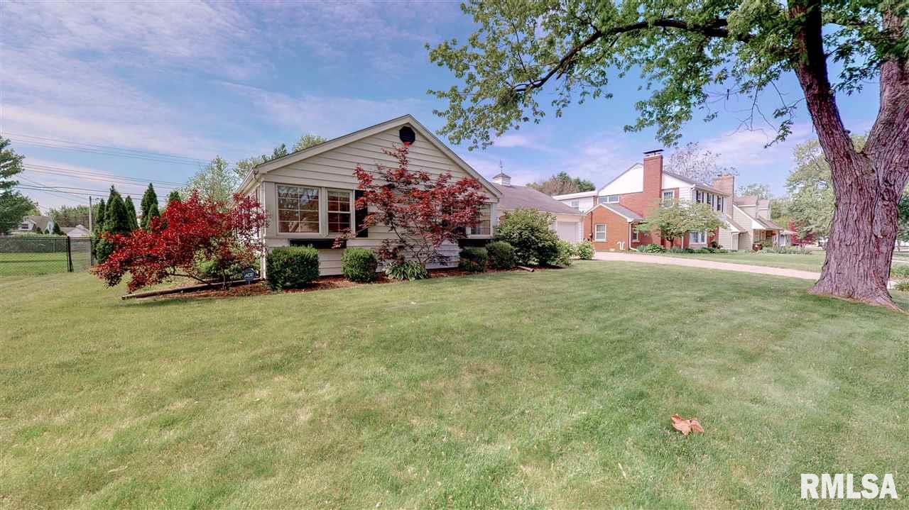 526 West Ridgemont Road Peoria, IL 61614 - Photo 7 of 35 Gallery Image 7