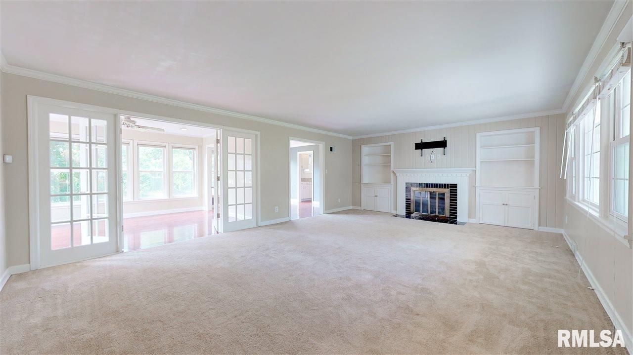 526 West Ridgemont Road Peoria, IL 61614 - Photo 9 of 35 Gallery Image 9