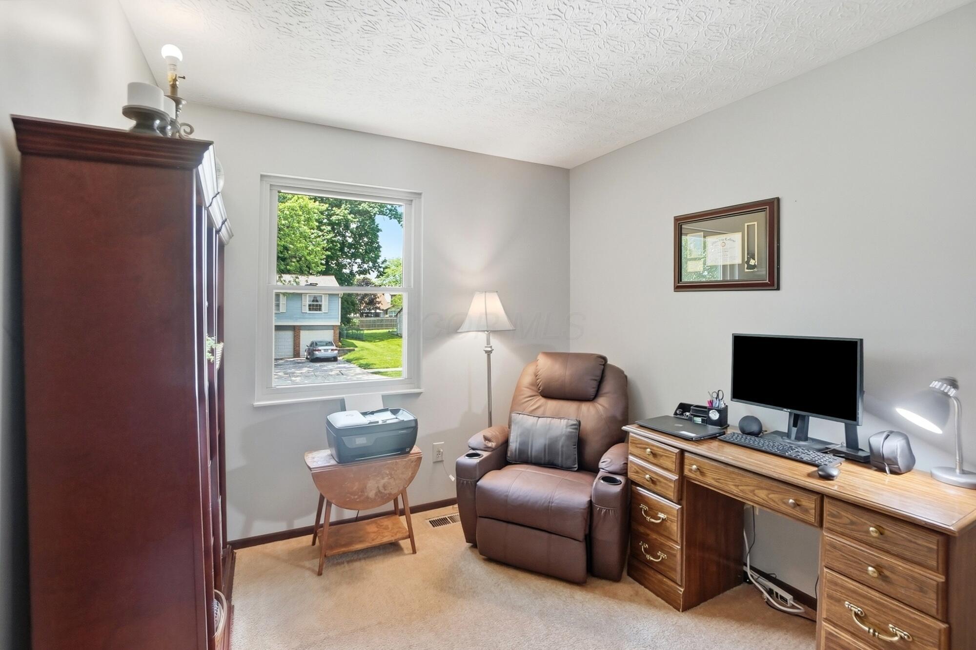 352 Timbercreek Road Reynoldsburg, OH 43068 - Photo 20 of 41 Bedroom 2