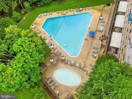 $270,000 | 10500 Rockville Pike, Unit 326, Rockville, MD 20852