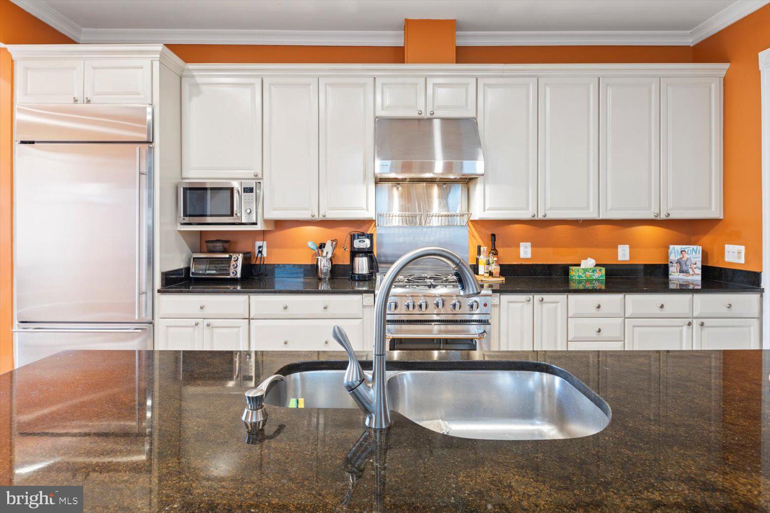 315 9th Street Southeast Washington, DC 20003 - Photo 17 of 46