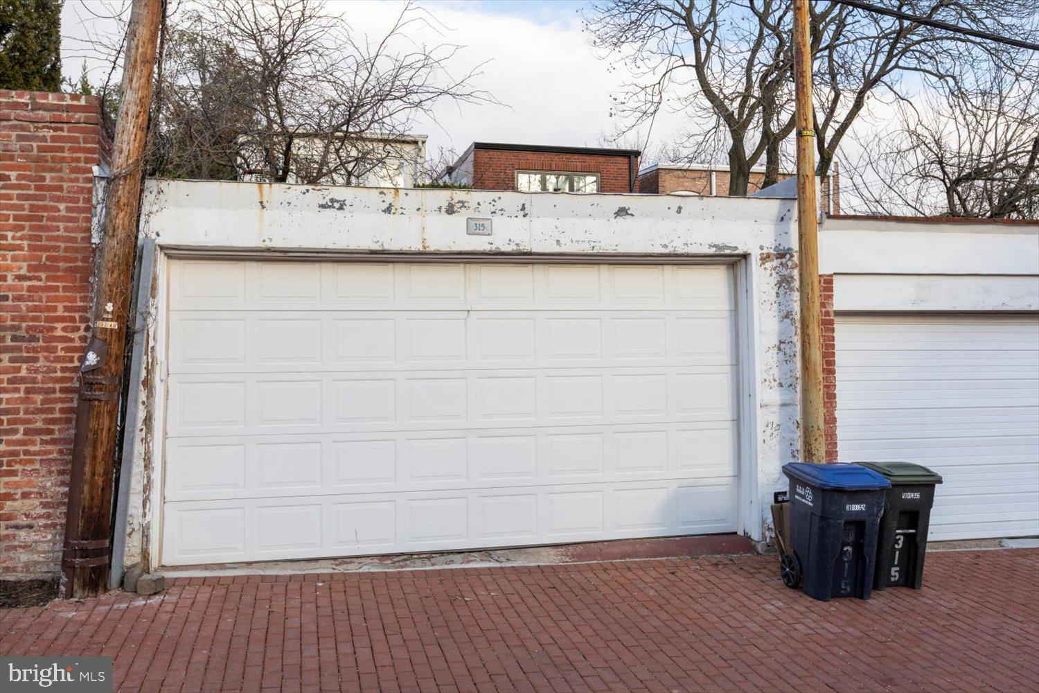 315 9th Street Southeast Washington, DC 20003 - Photo 24 of 46