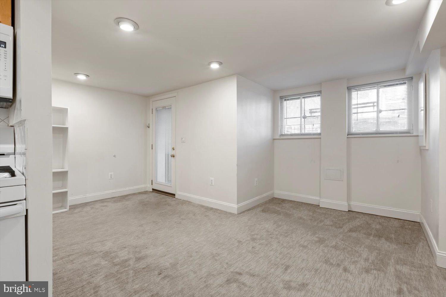 315 9th Street Southeast Washington, DC 20003 - Photo 38 of 46