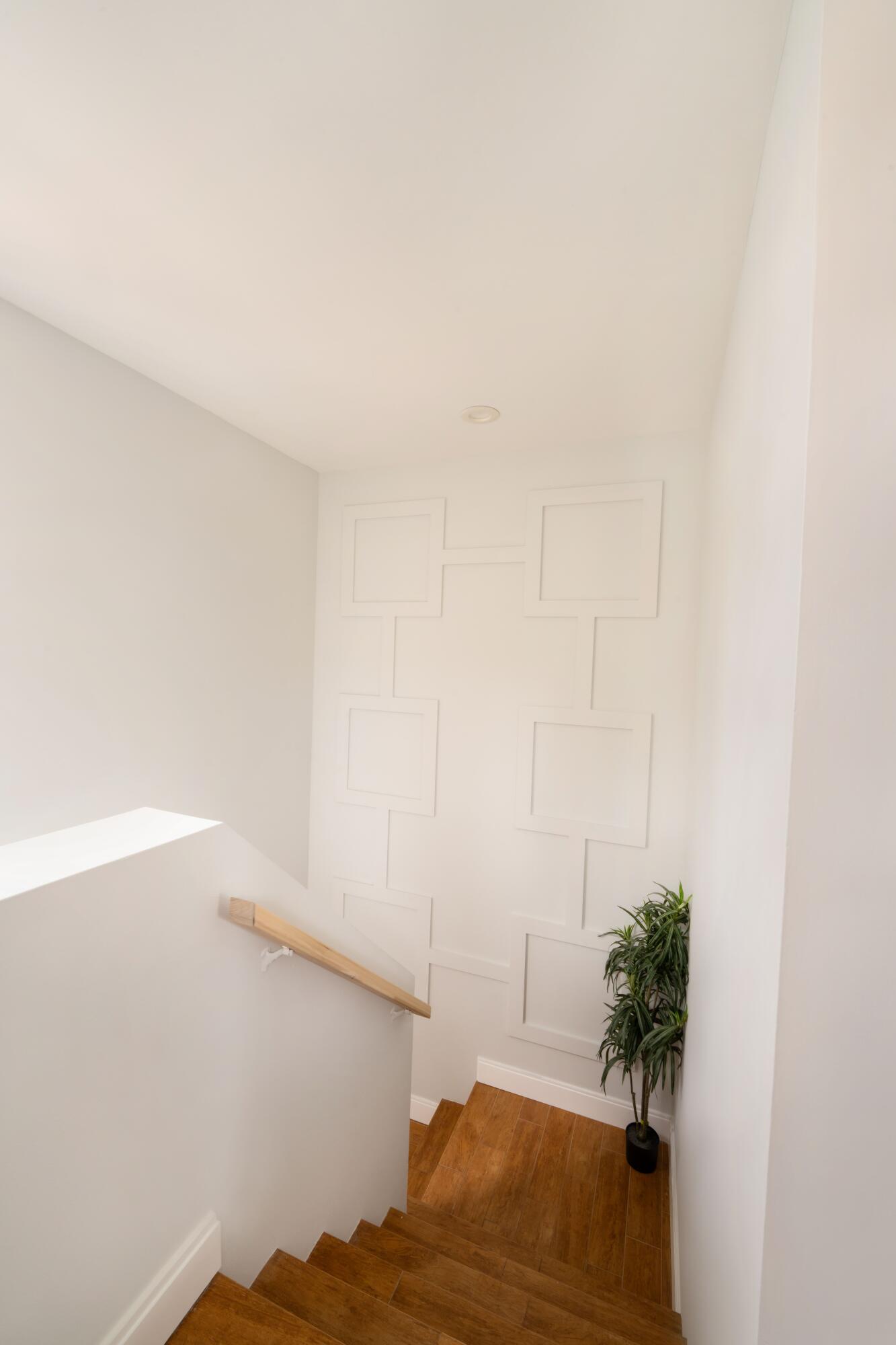 340 Northwest 67th Street, Unit 207 Boca Raton, FL 33487 - Photo 4 of 37 Private stair case