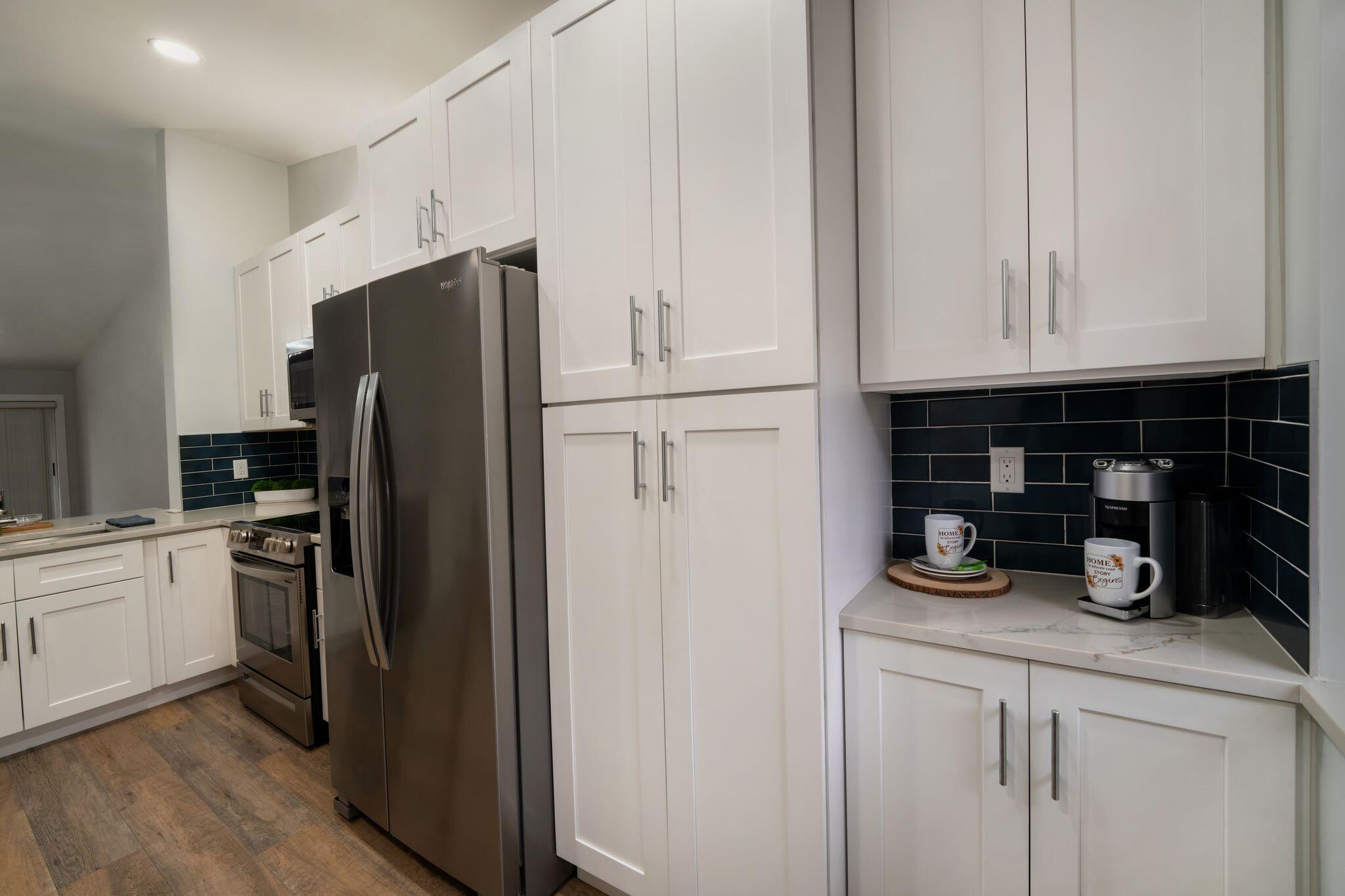 340 Northwest 67th Street, Unit 207 Boca Raton, FL 33487 - Photo 10 of 37 Kitchen