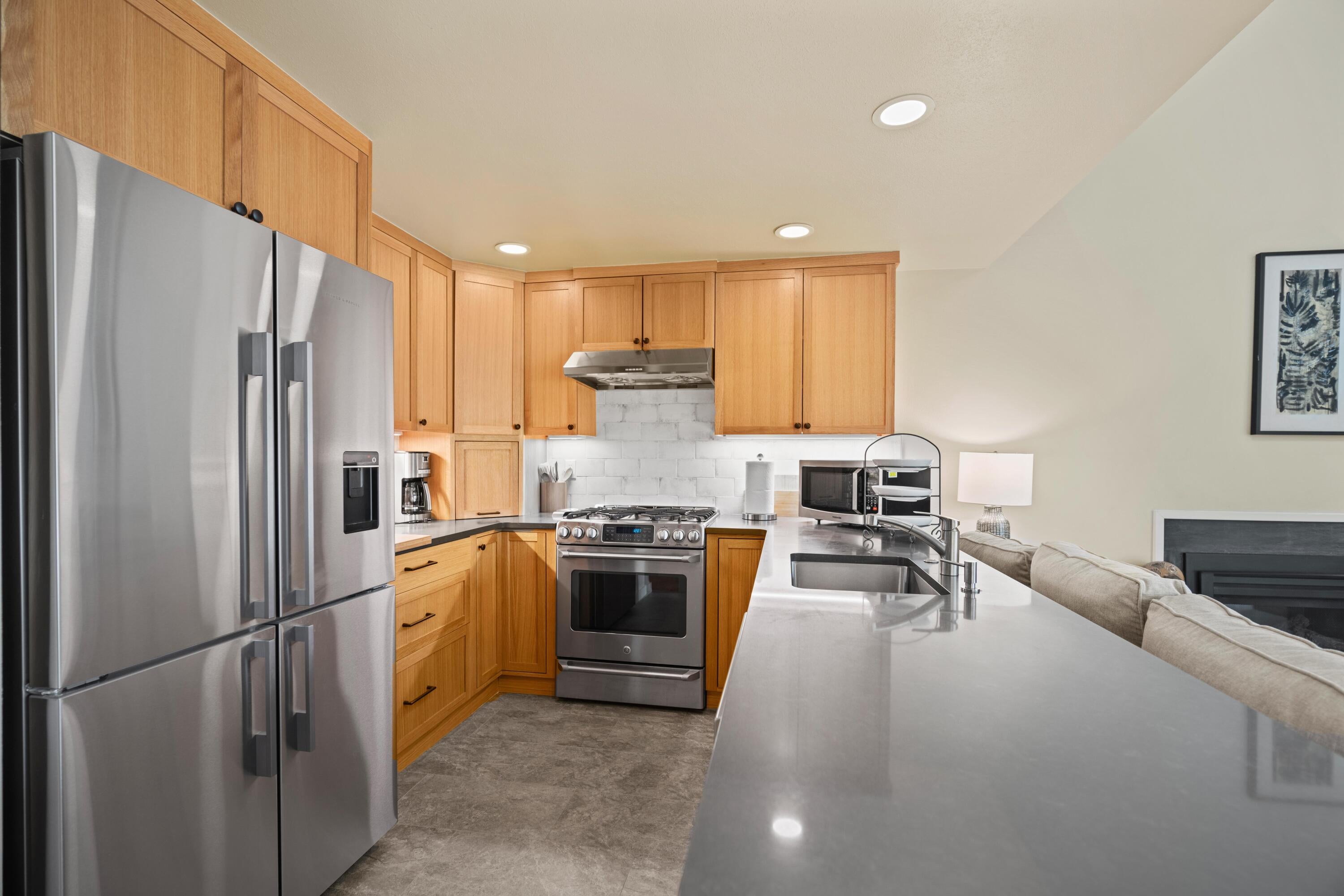 57283 Overlook Road, Unit 11 Sunriver, OR 97707 - Photo 2 of 22 Updated kitchen includes high end appliances.