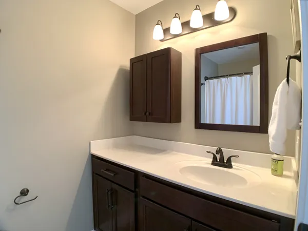 $1,900 | 364 Sam Houston Circle, Clarksville, TN 37040