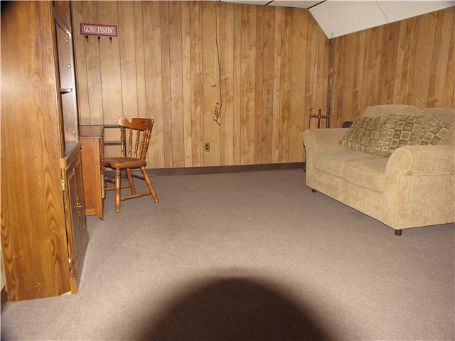 312 Edmondson Ferry Road Clarksville, TN 37040 - Photo 11 of 14 Gallery Image 11