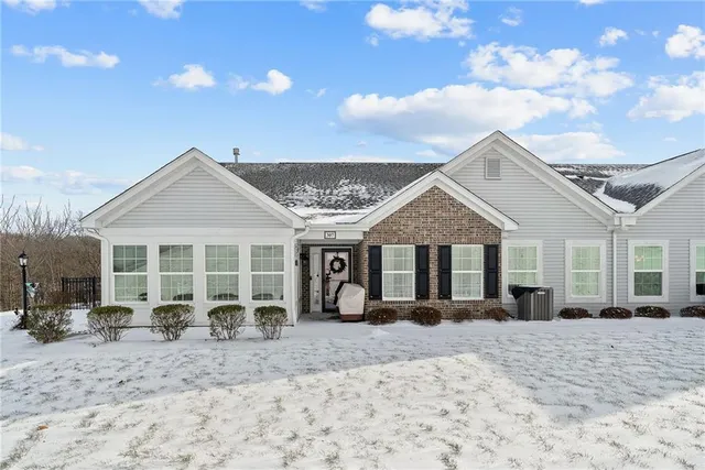 $509,900 | 307 Spring Valley Drive, Zelienople, PA 16063