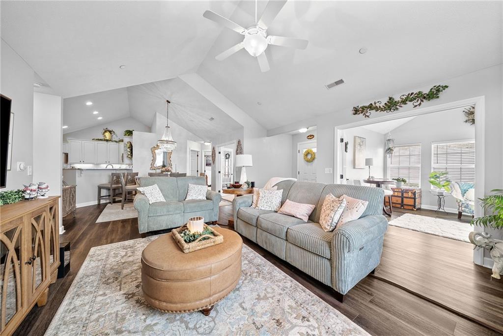 307 Spring Valley Drive Zelienople, PA 16063 - Photo 11 of 50