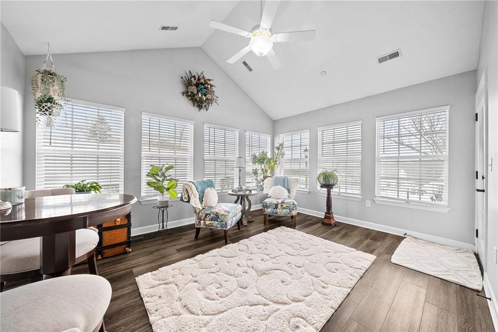 307 Spring Valley Drive Zelienople, PA 16063 - Photo 12 of 50