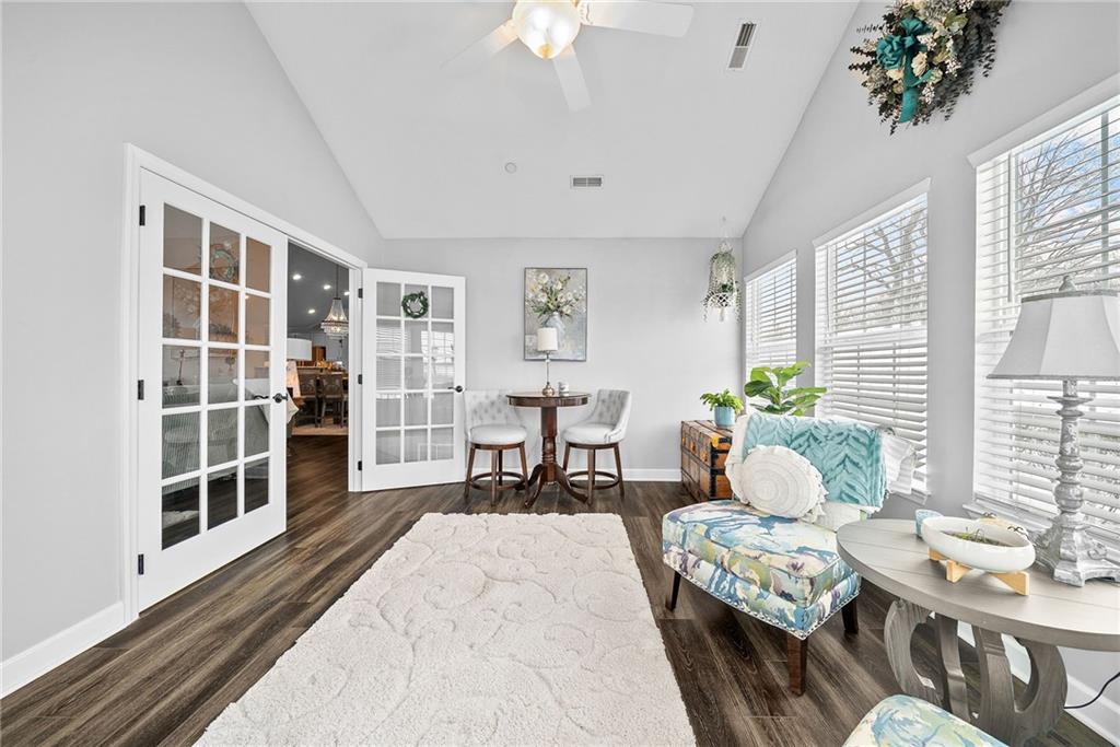 307 Spring Valley Drive Zelienople, PA 16063 - Photo 13 of 50