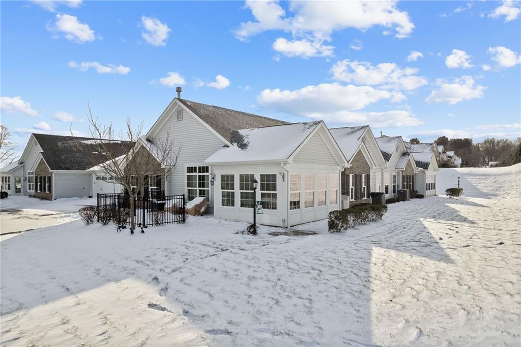 307 Spring Valley Drive Zelienople, PA 16063 - Photo 2 of 50