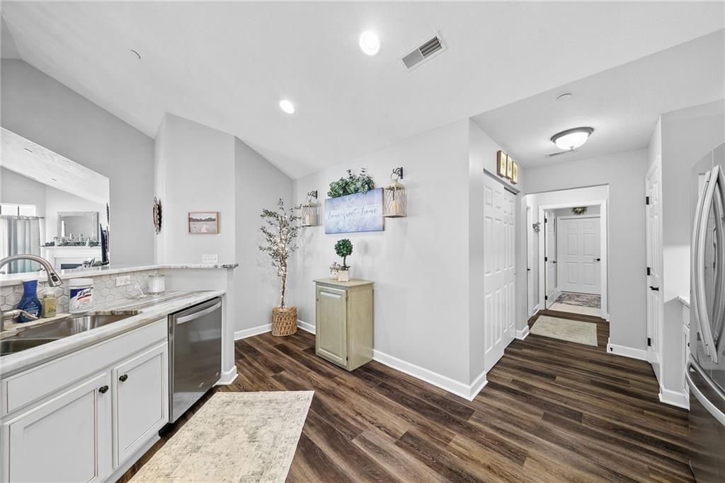 307 Spring Valley Drive Zelienople, PA 16063 - Photo 21 of 50