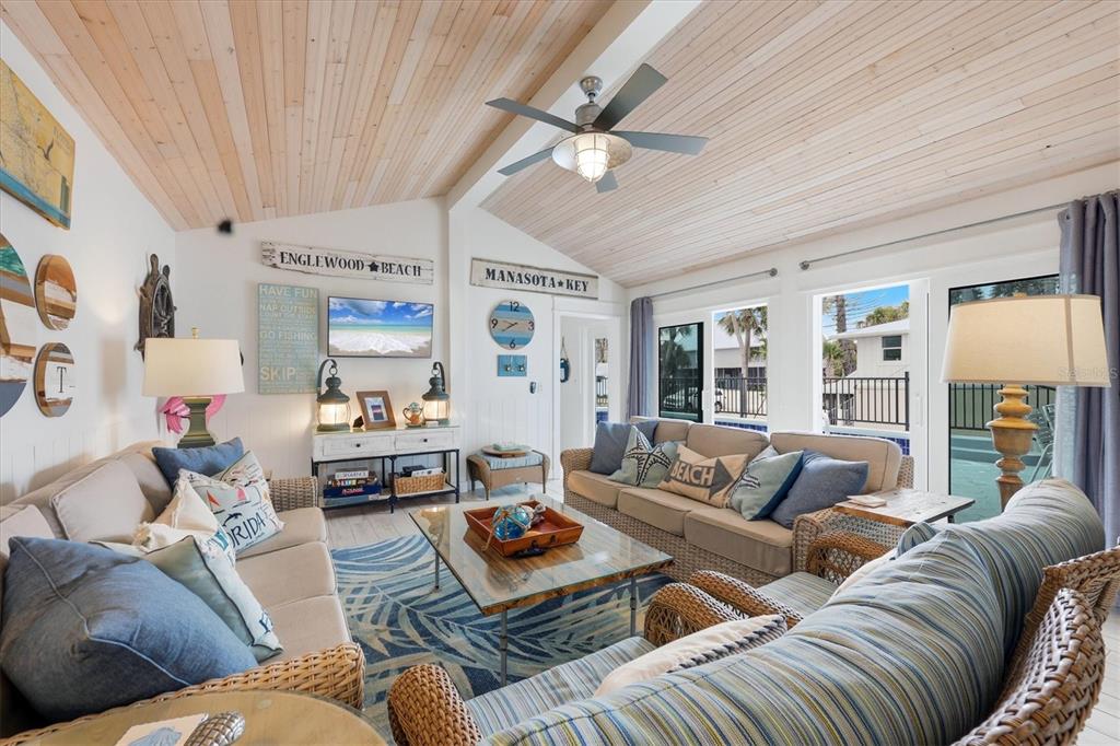 4074 North Beach Road Englewood, FL 34223 - Photo 11 of 71