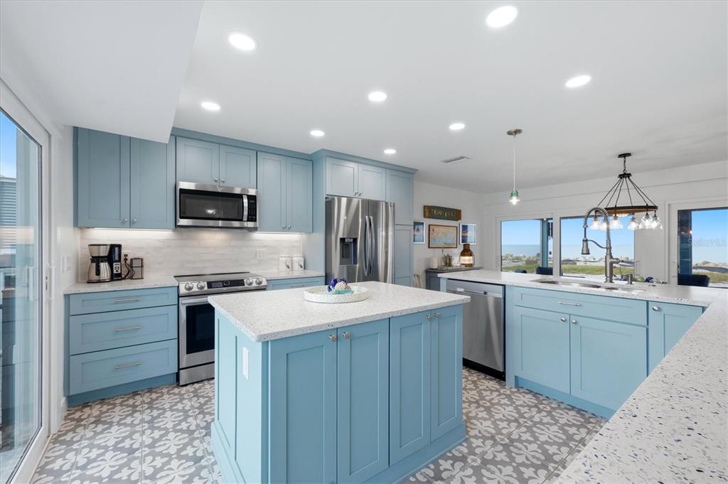 4074 North Beach Road Englewood, FL 34223 - Photo 19 of 71