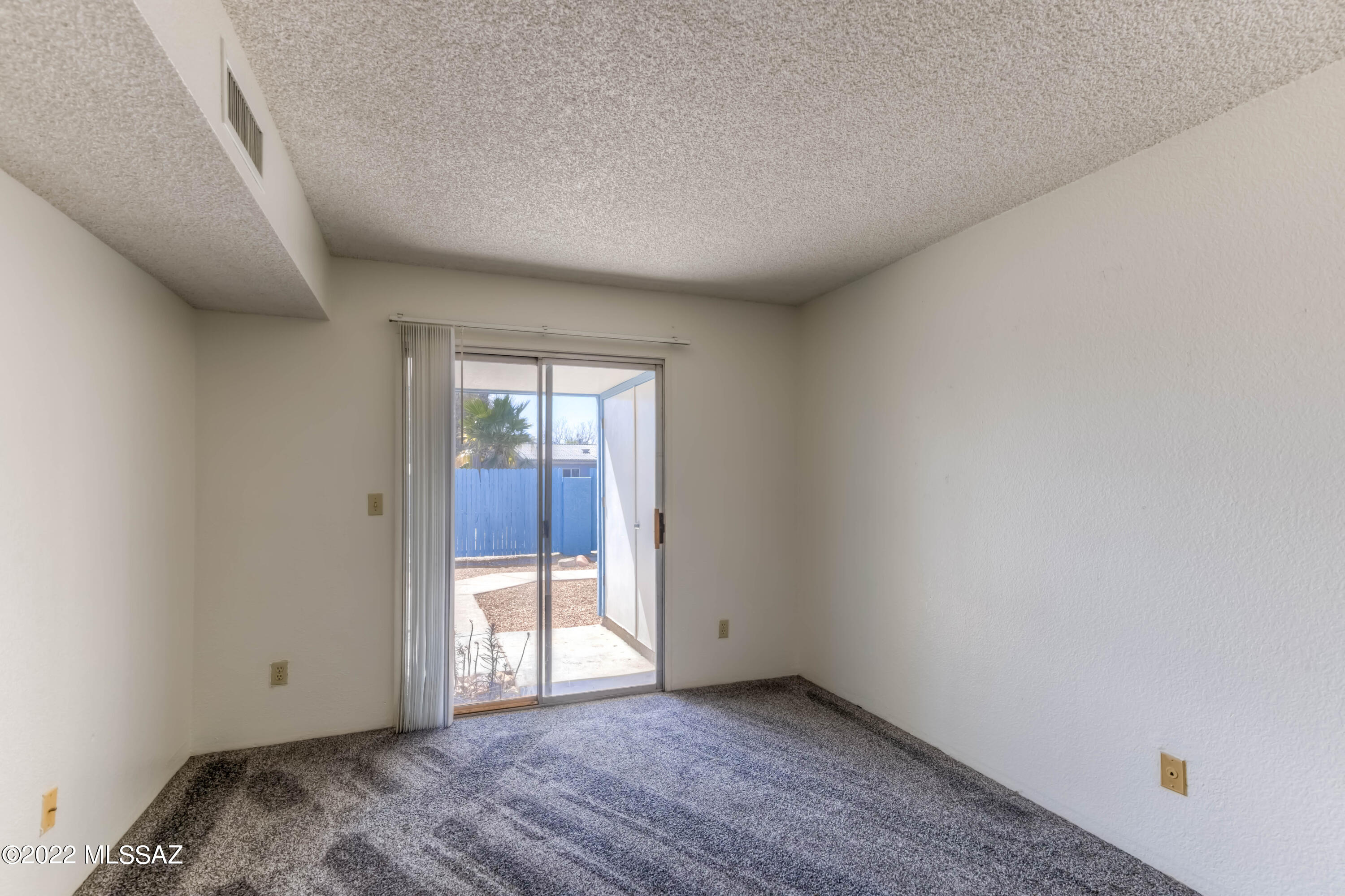 1135 West Roger Road Tucson, AZ 85705 - Photo 11 of 22