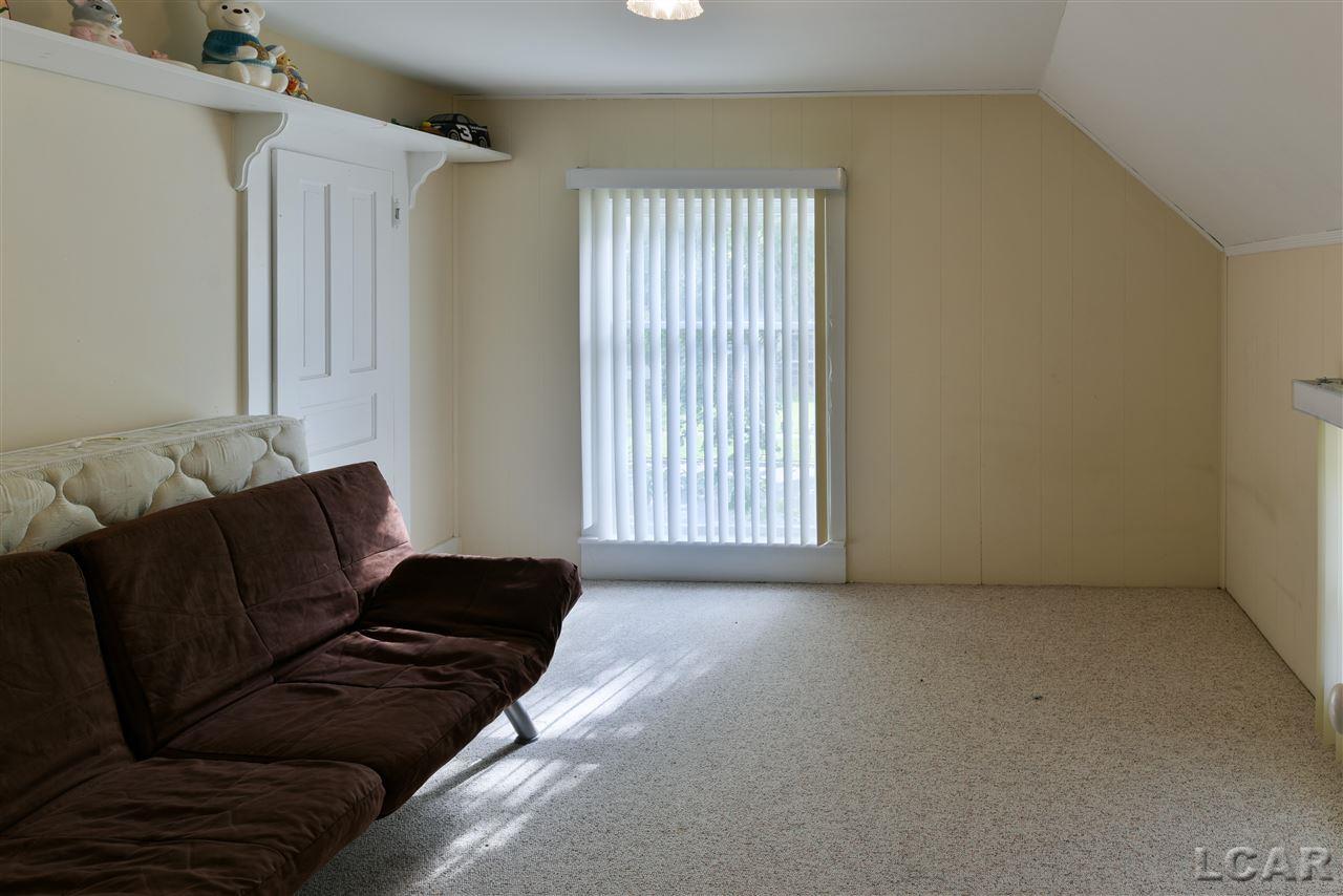 114 Tyrrell Street Clinton, MI 49236 - Photo 18 of 22 31363378-17.JPG