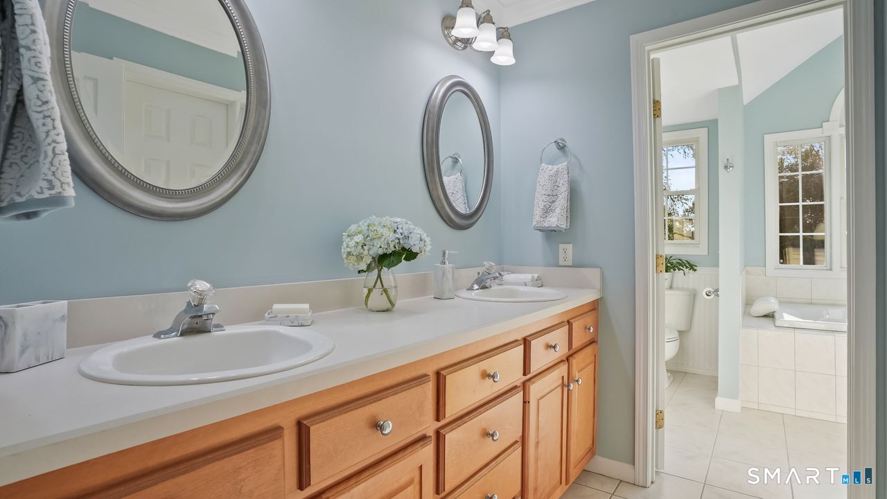 32 Pine Tree Hill Road Newtown, CT 06470 - Photo 24 of 37 Gallery Image 24