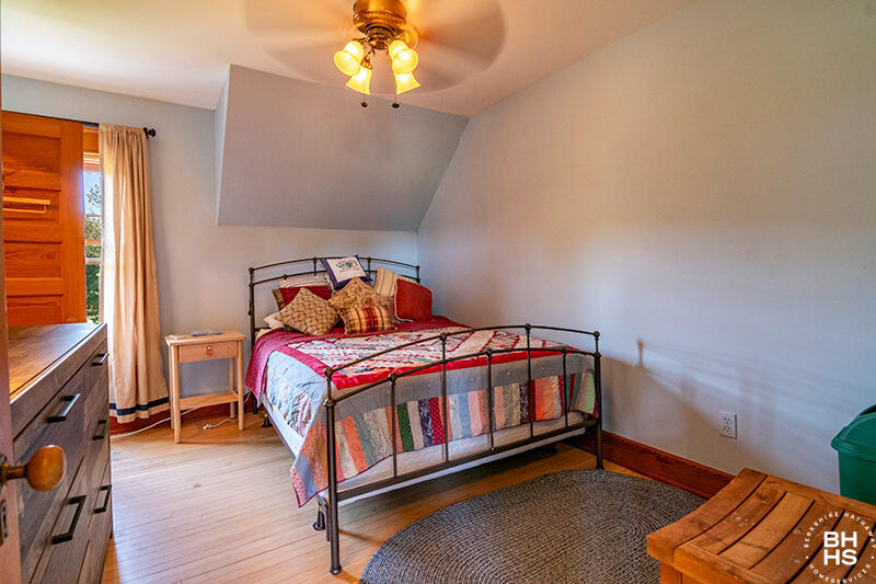56 Albee Road Essex, NY 12936 - Photo 27 of 57 SheldonFarmOnLakeChamplain_Bedroom2