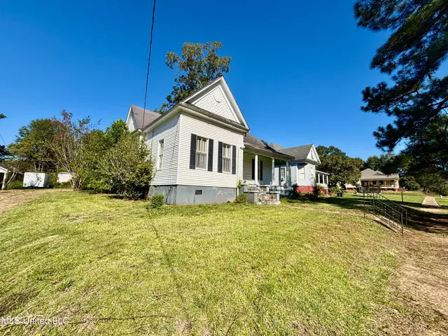 $70,000 | 412 South 4th Street, McComb, MS 39648