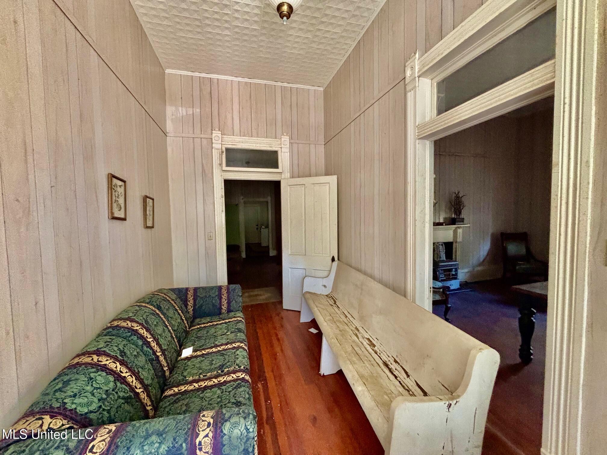 412 South 4th Street McComb, MS 39648 - Photo 3 of 12 IMG_9386