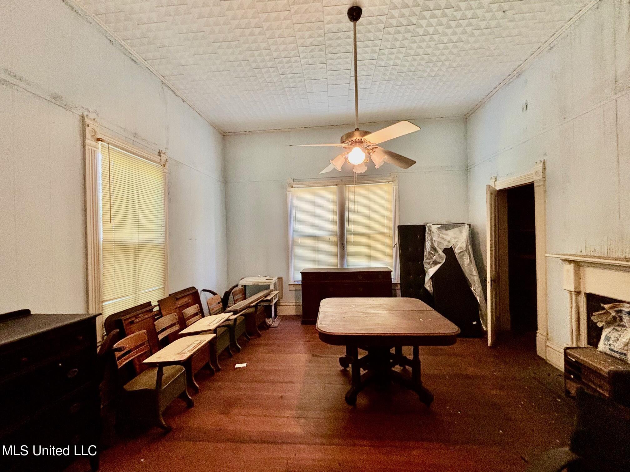 412 South 4th Street McComb, MS 39648 - Photo 8 of 12 IMG_9389