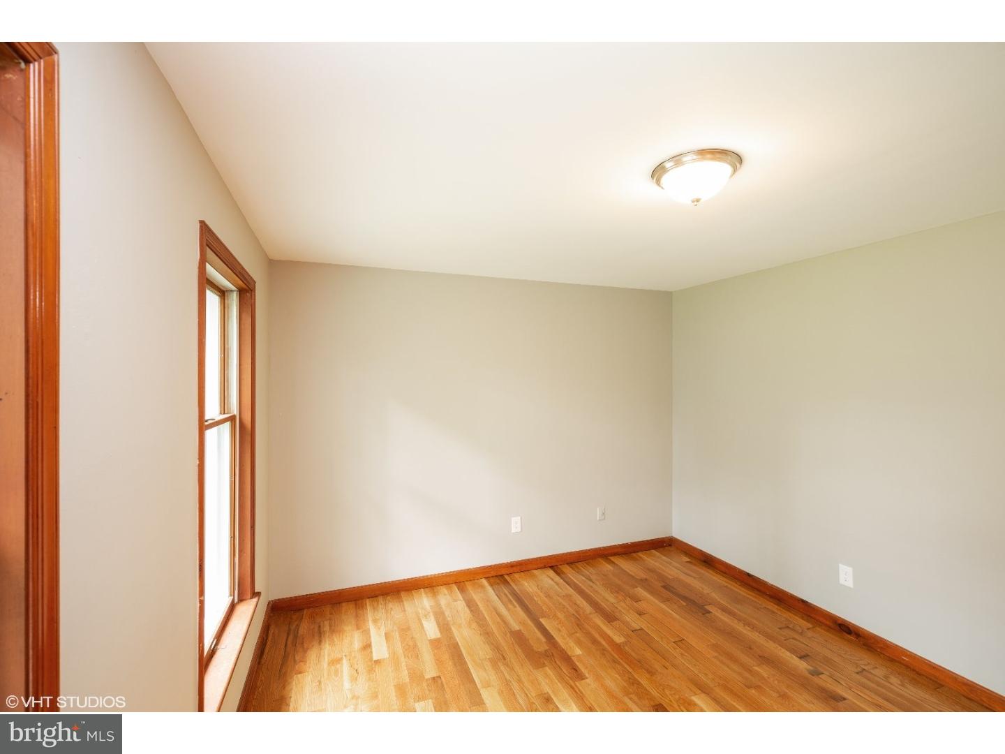 2738 Dutch Mill Road Newfield, NJ 08344 - Photo 4 of 25