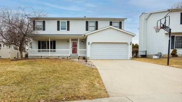 $277,500 | 2112 Parker Avenue, Bloomington, IL 61701