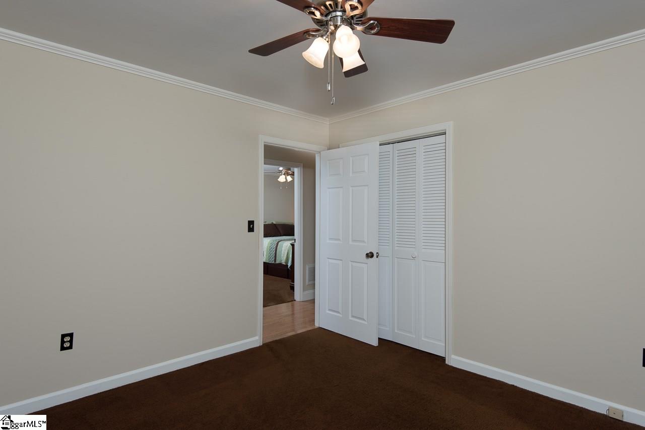 819 Taylor Road Greer, SC 29651 - Photo 16 of 29