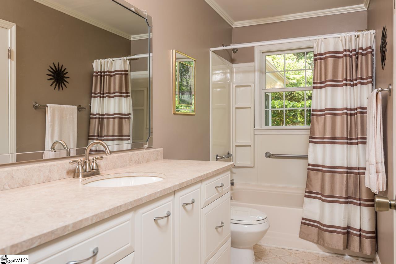 819 Taylor Road Greer, SC 29651 - Photo 17 of 29