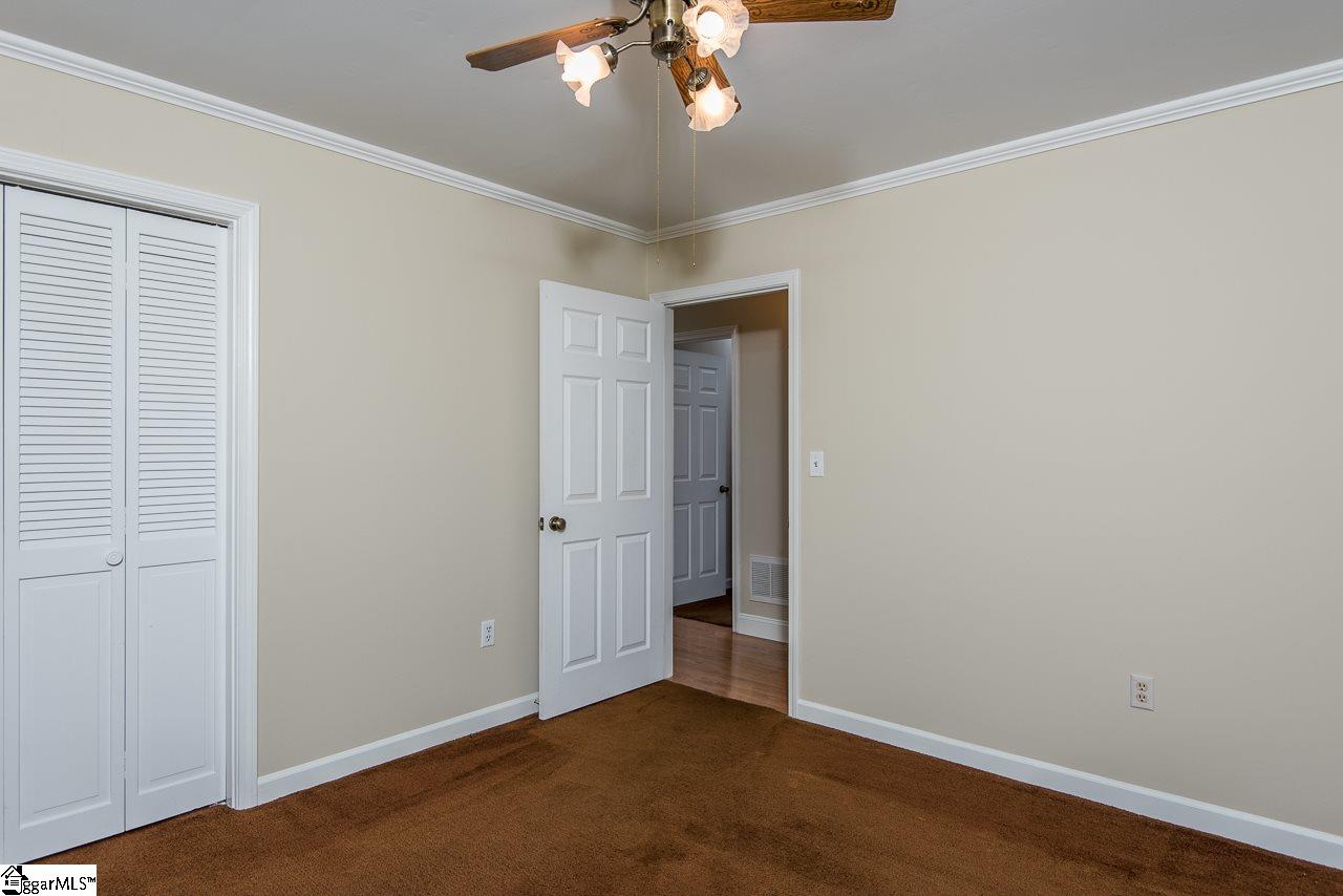 819 Taylor Road Greer, SC 29651 - Photo 19 of 29
