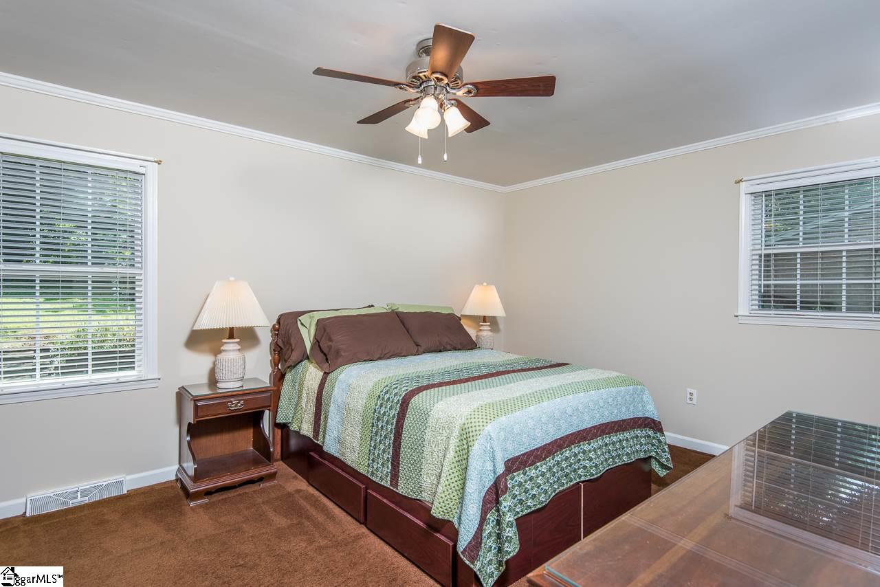 819 Taylor Road Greer, SC 29651 - Photo 21 of 29