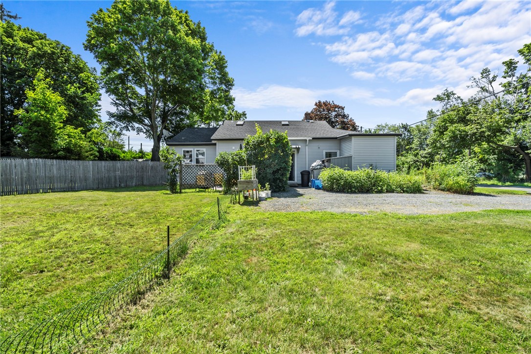 117 Sowams Road Barrington, RI 02806 - Photo 5 of 25