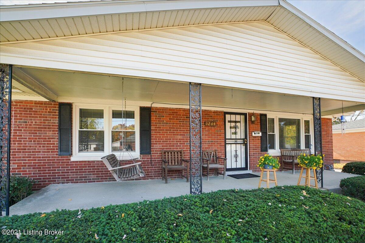 5284 Julia Road Louisville, KY 40258 - Photo 3 of 38 03-5284-3