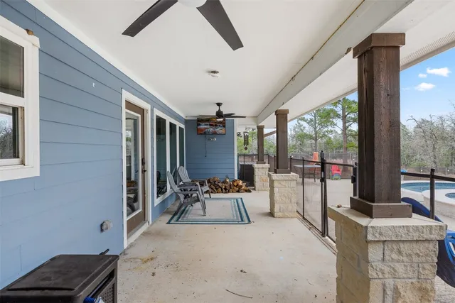 $675,000 | 1145 Private Road 2102, Giddings, TX 78942